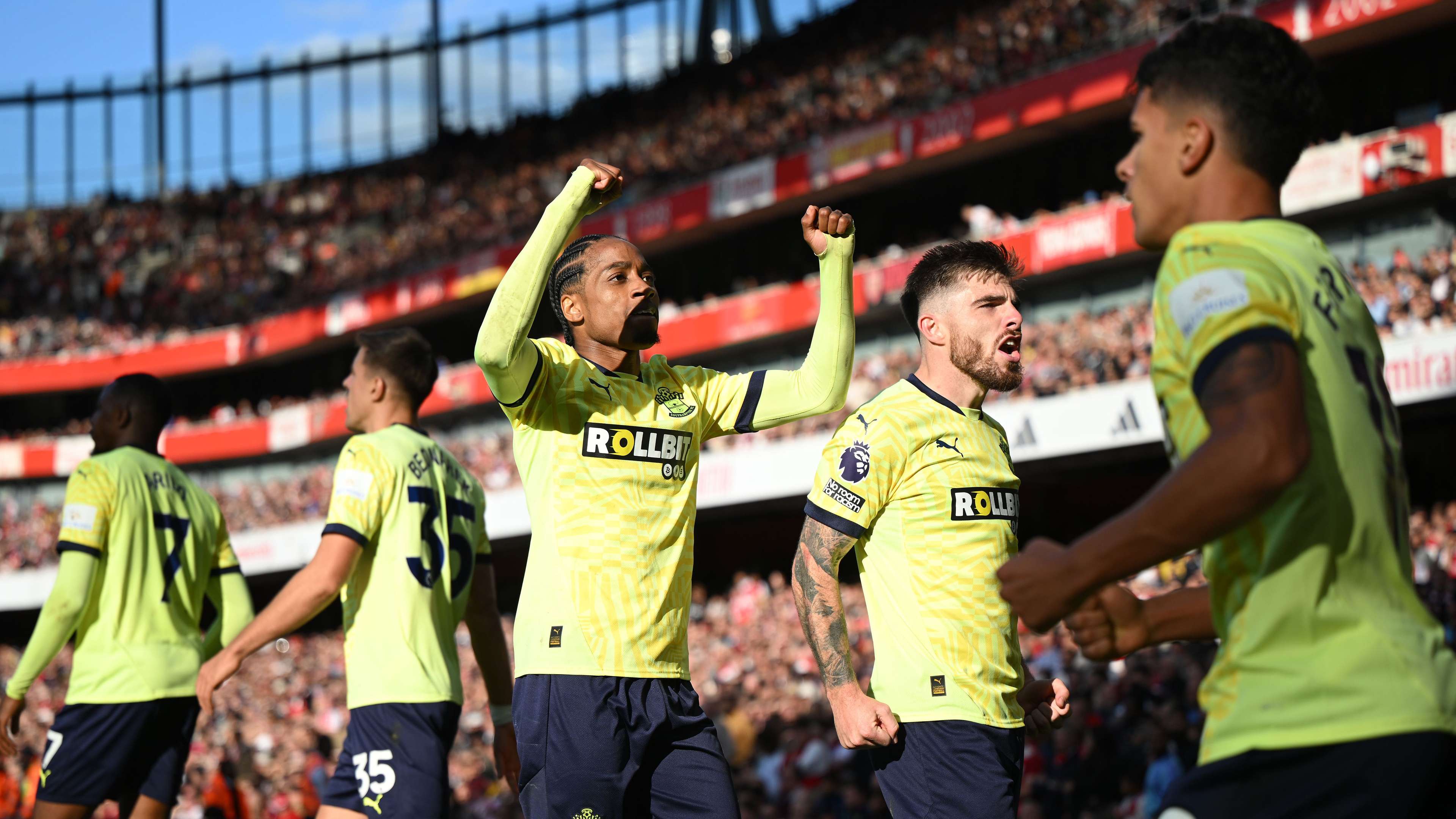 进一步缩小 进一步缩小